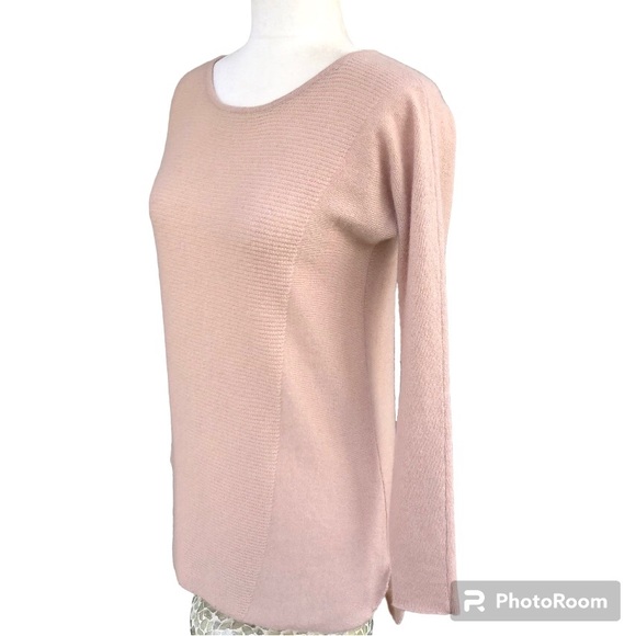 Bloomingdale’s Cashmere Beige Sweater Scoop Neck Long Sleeve - Picture 3 of 9